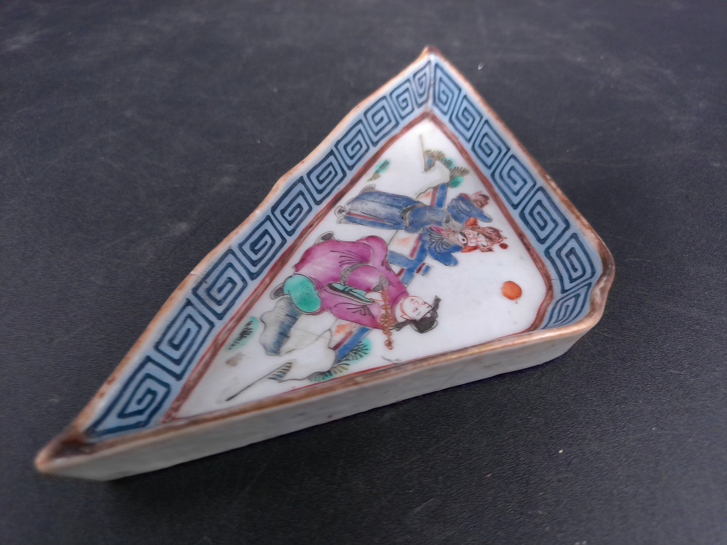 Tongzhi Fine Porcelain Corner Plate Late Qing Dynasty 1900s