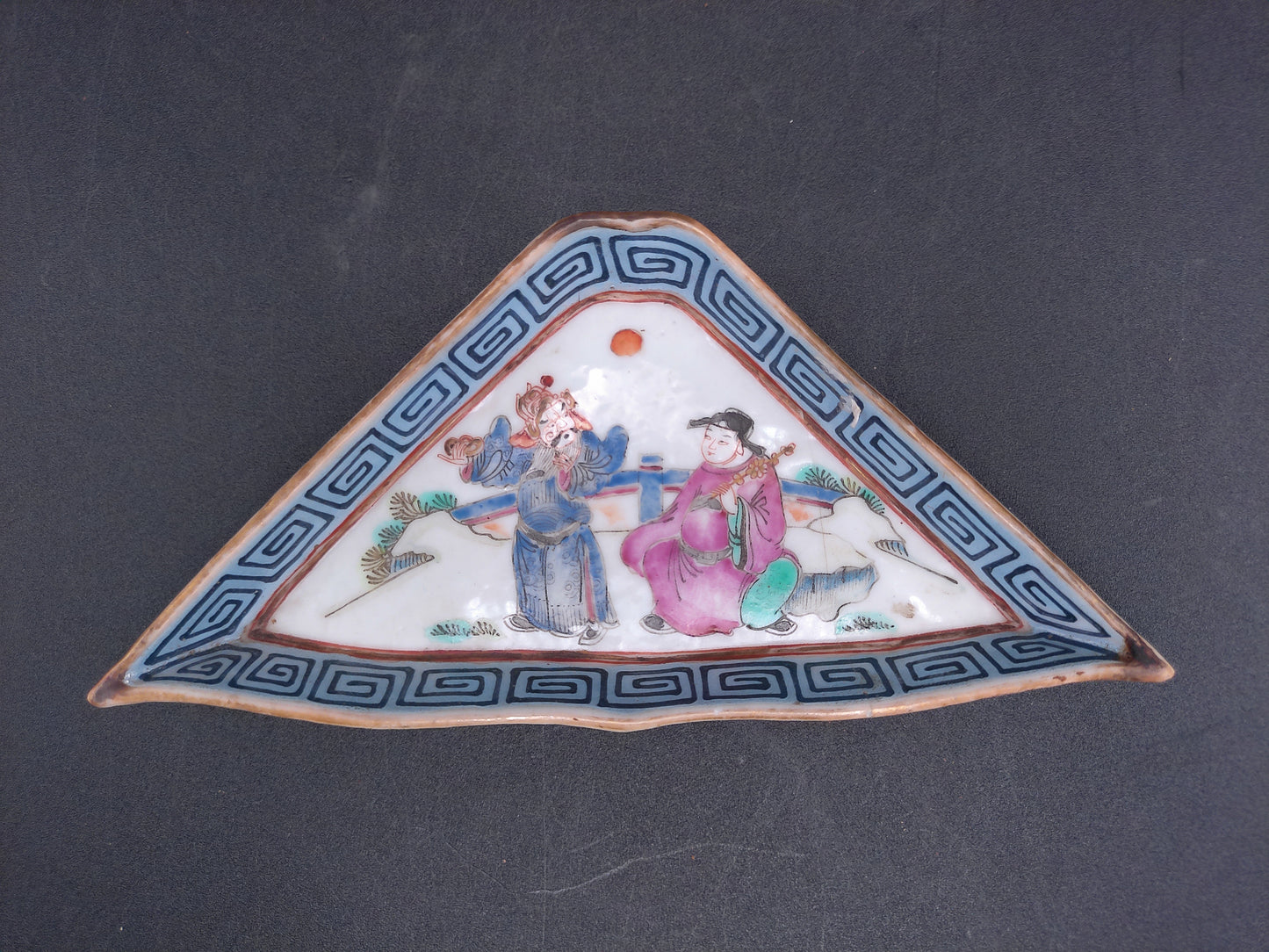 Tongzhi Fine Porcelain Corner Plate Late Qing Dynasty 1900s