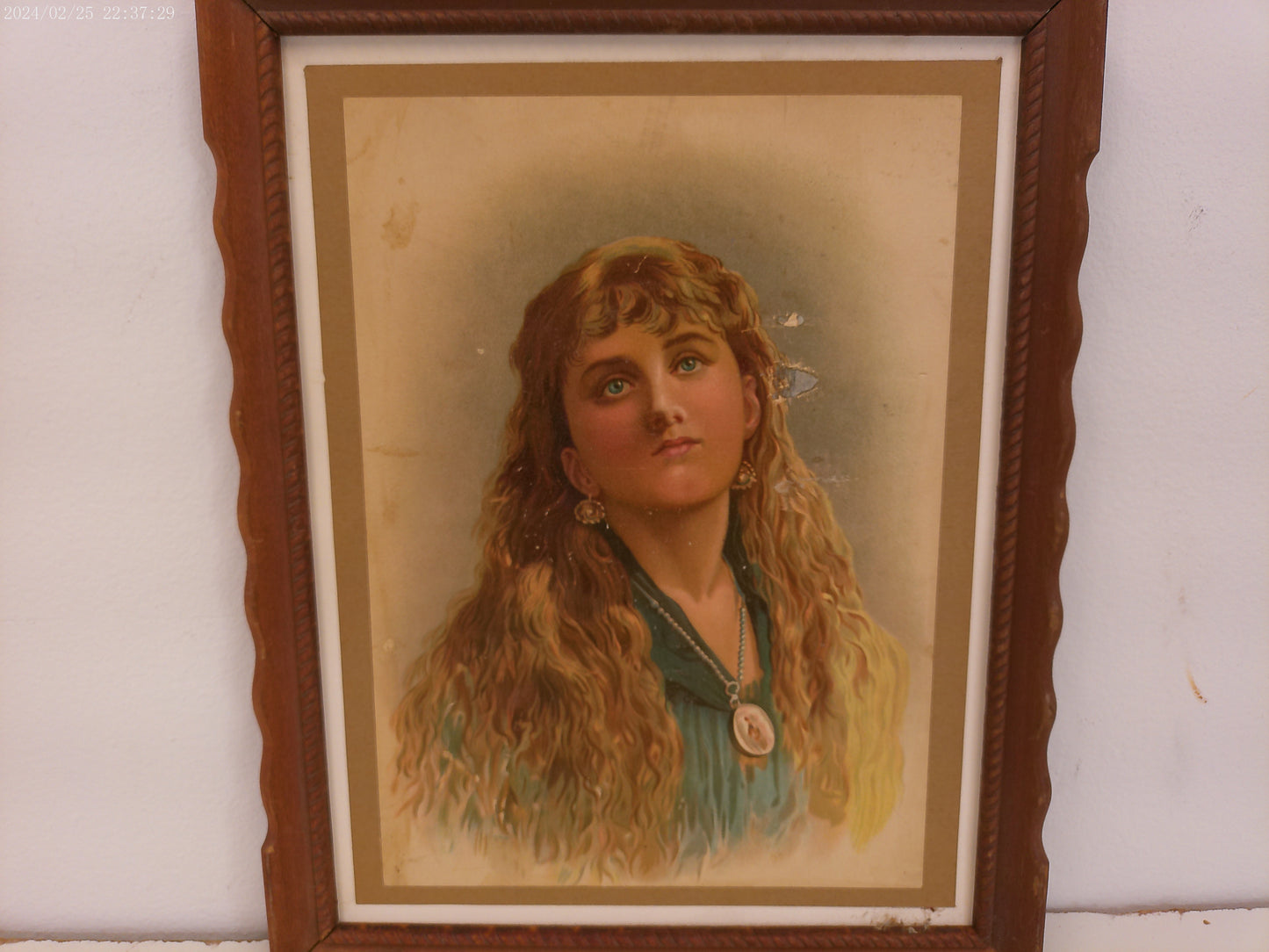 Art Vintage Young Girl Painting Unique Beautiful frame