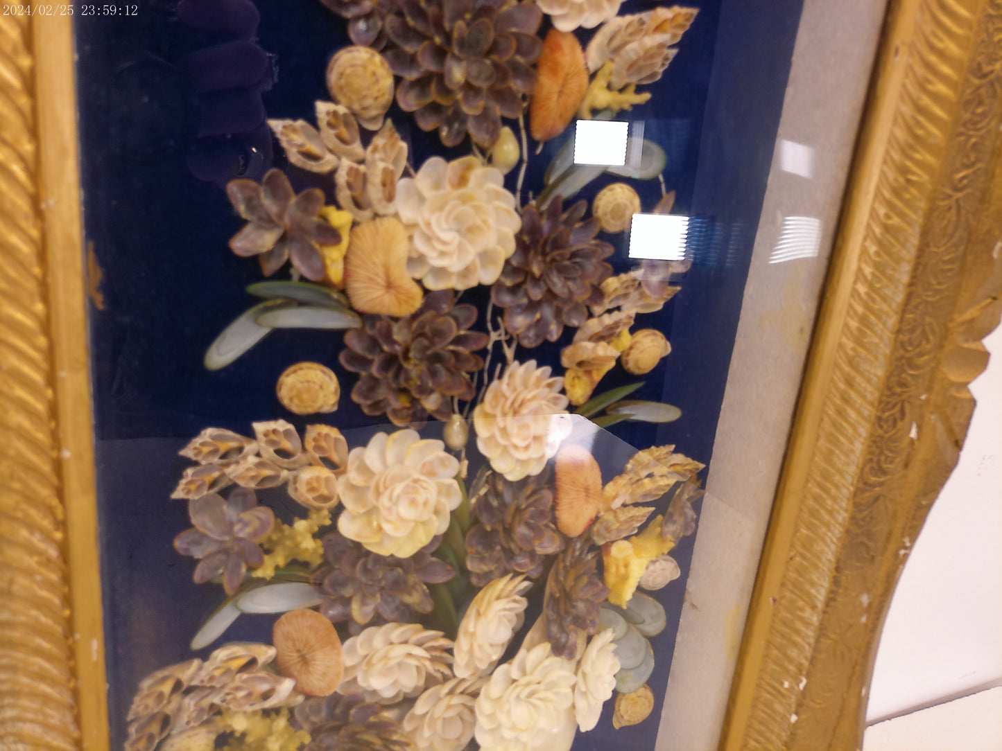 Art Antique Victorian Design Flower Mourning Display  Shadow Box Gold Frame