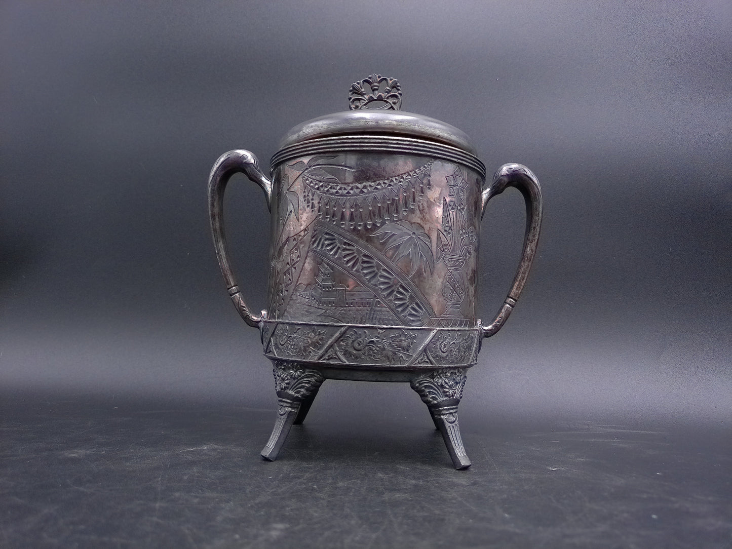 Sugar Bowl Silver Plate Piece Aurora S.P. MFG. Co. Triple plate. 910