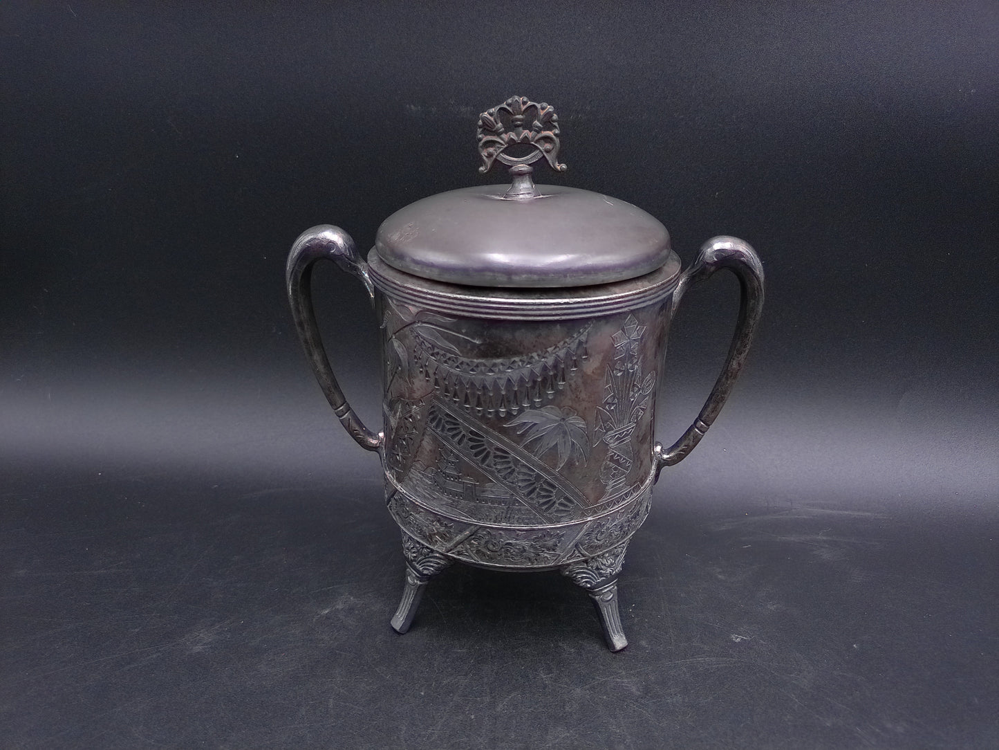 Sugar Bowl Silver Plate Piece Aurora S.P. MFG. Co. Triple plate. 910