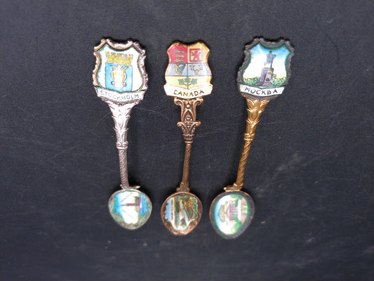 Decorative Spoons Canada Shockholm Mockba  Gold and Silver Plated
