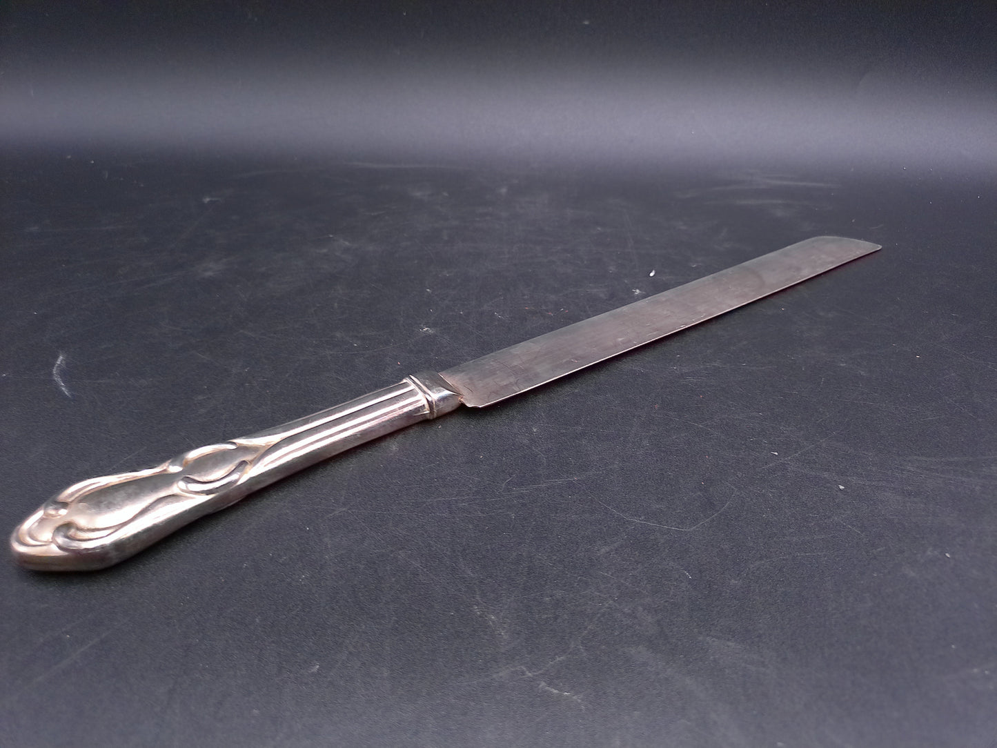 Silver Plated Bread Knife and Butter Knife