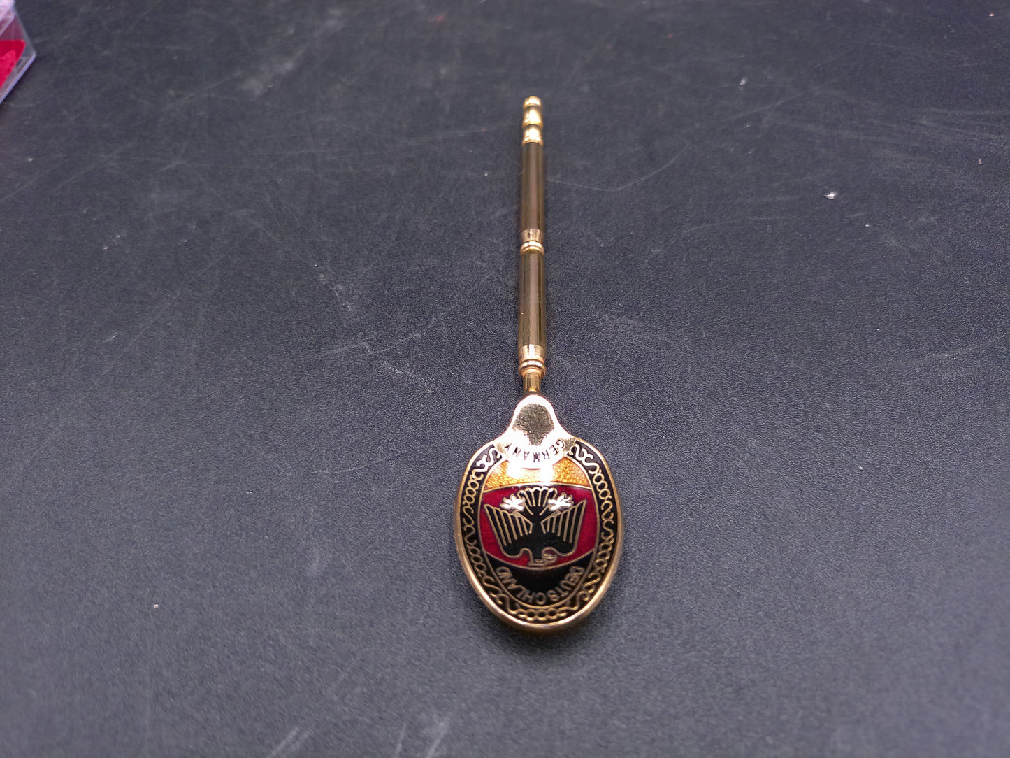 Collectible Souvenir Deutschland Germany Gold Tone Spoon in Case