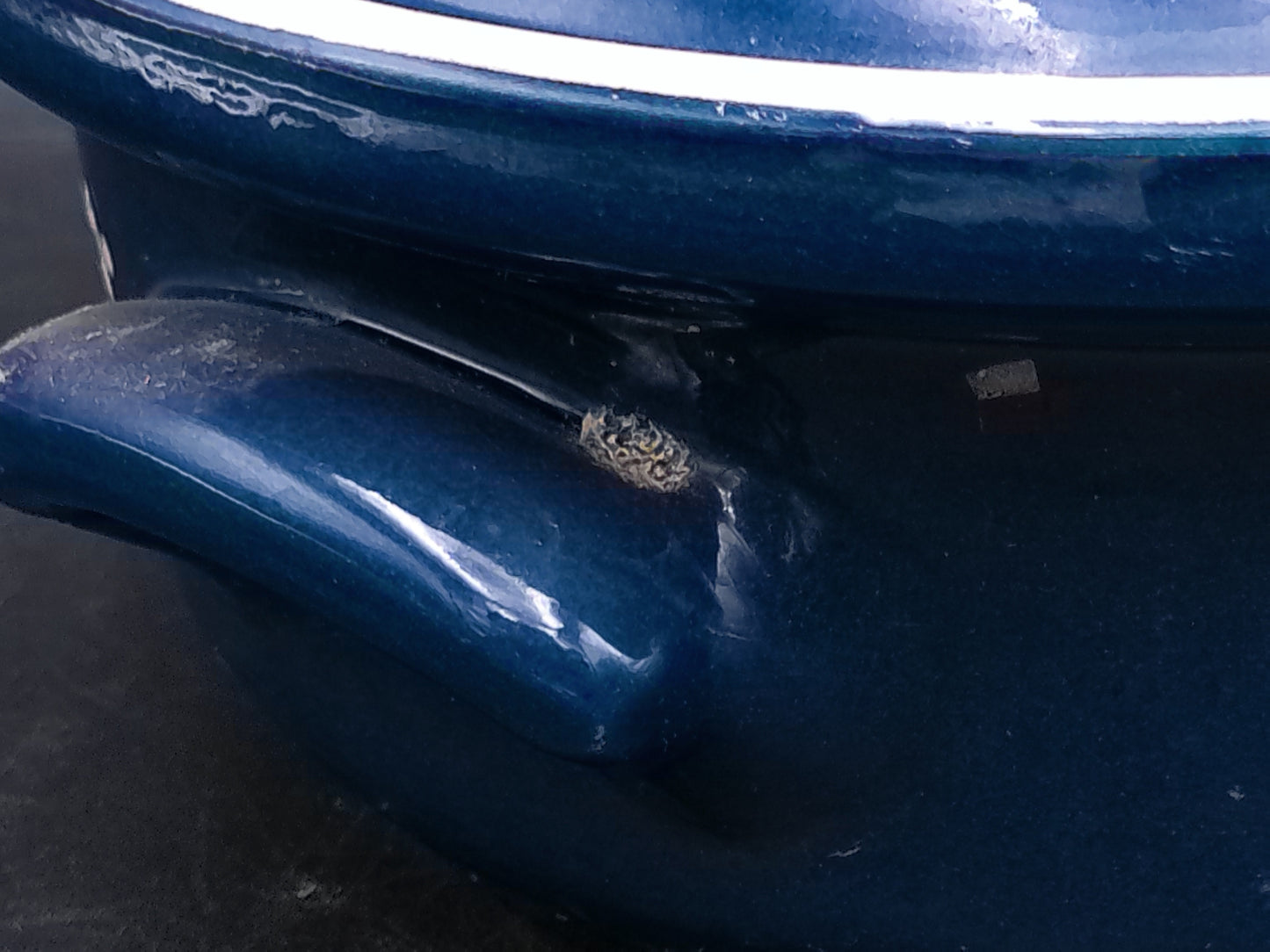 Cermanic Hand Painted Pot Bowl with Handles Lid Vintage Floral Design