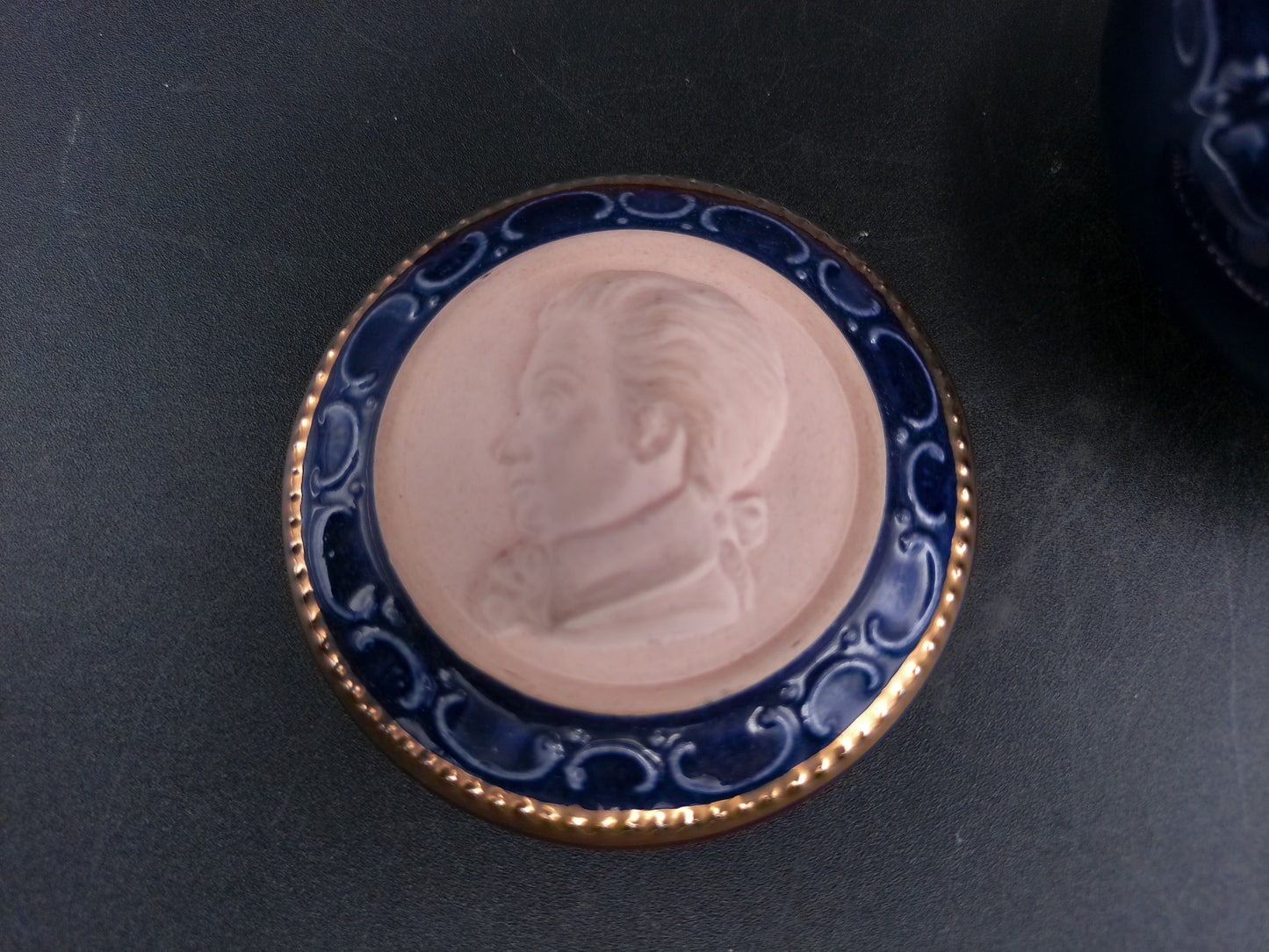 Trinket Bowl with Lid mall Hand Made Marked on Bottom Gold Rim Colonial Prortrait