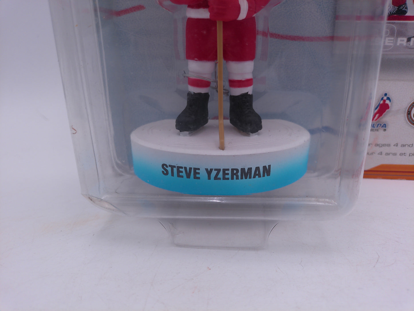 Steve Yzerman Bobblehead - Play Makers by Upper Deck (2002) - New In Box
