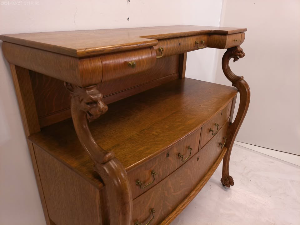 Antique Empire Style Tiger Oak Carved Claw Foot