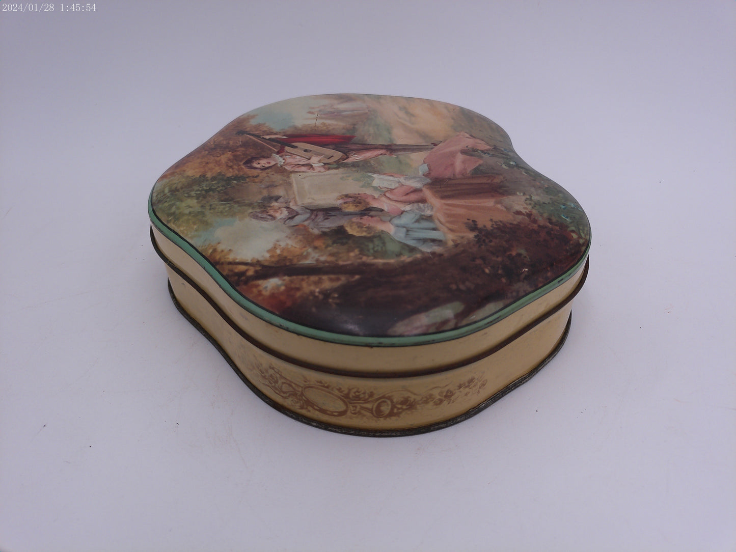 Huntley and Palmer Biscuits Tin Made in England