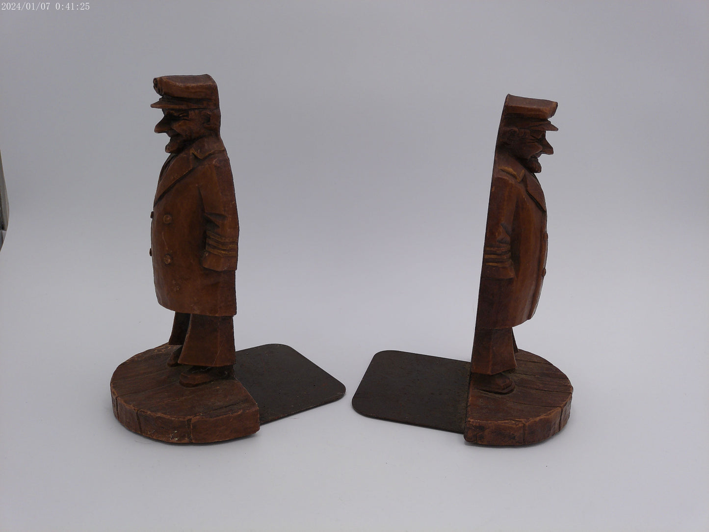 Pair Hand Craved Bookends Wood Carved Sea Caption