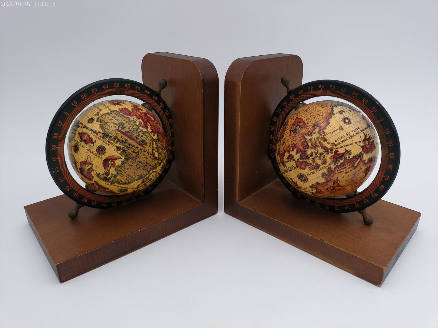 Pair of Nice Globe  Bookends