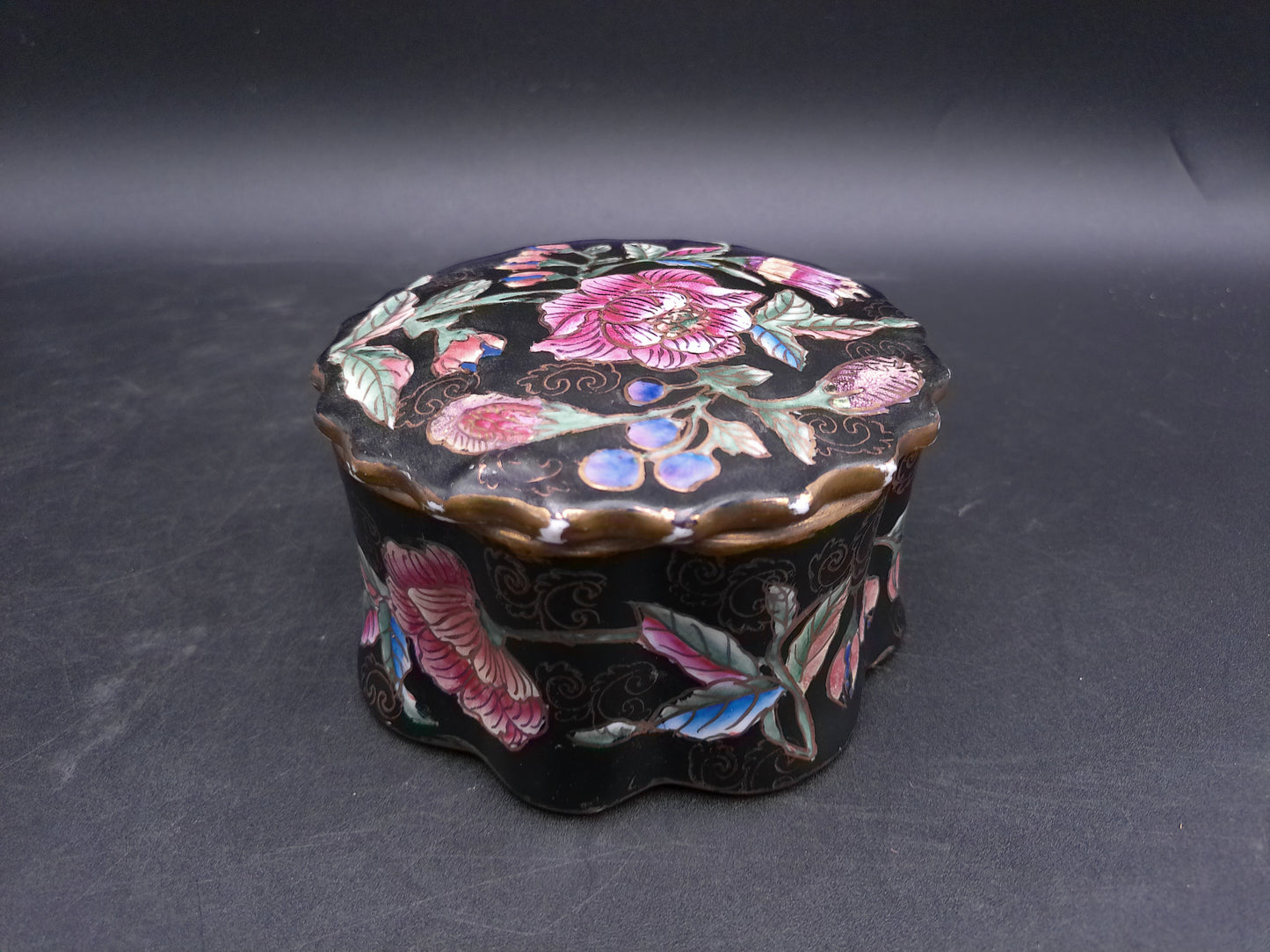 Chinese Stamped Rare Handpainted Porcelain Ginger Vase Jar and two Trinket Jewelry Boxes