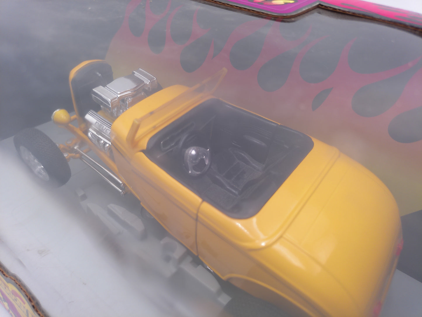 American Muscle 1934 Ford Street Rod Model Car