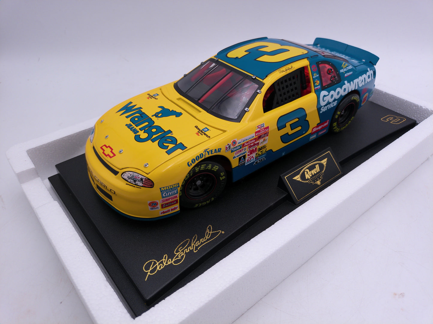 Dale Earnhardt #3 GM Goodwrench Service Plus Wrangler Jeans 1999 Monte Carlo