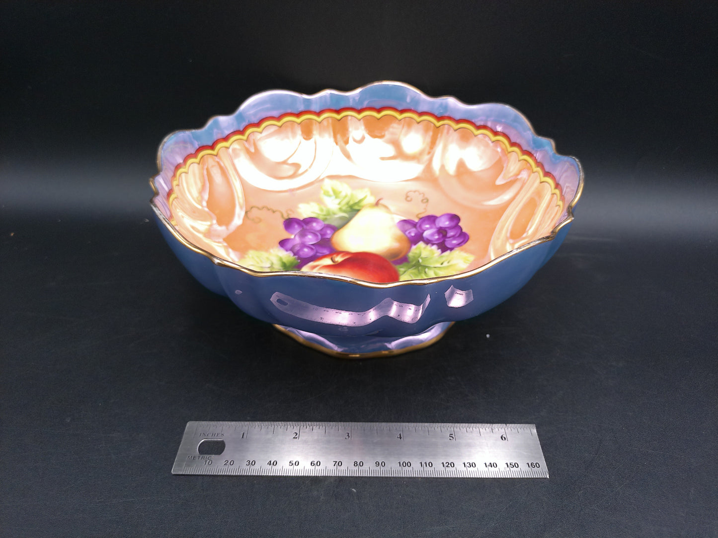Noritake Pottery Bowl Gold Painted Edges From Japan Beauitful Fruit Design Bowl