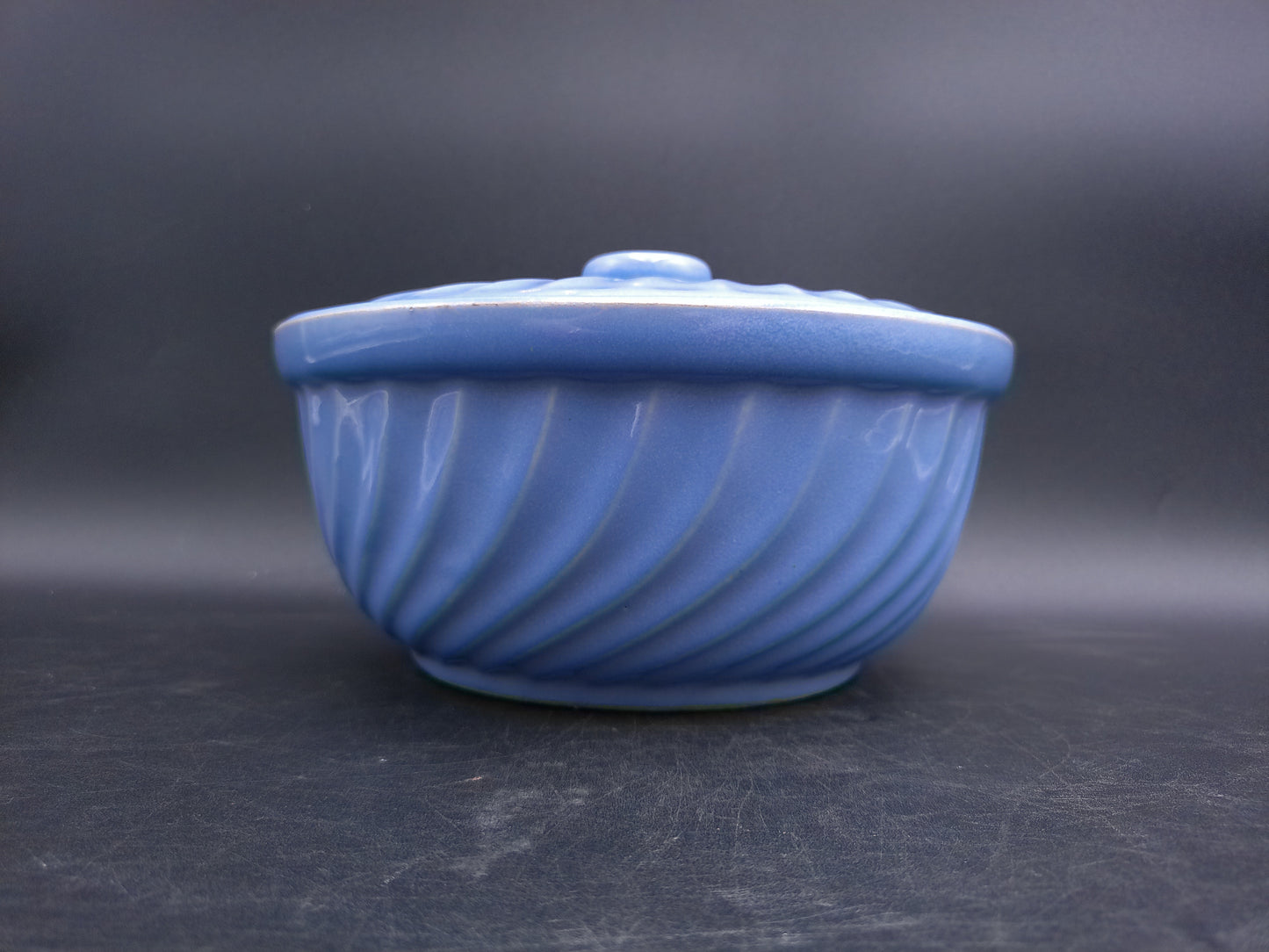 Crock Casserole Baking Dish with Lid Swirl Baby Blue ovenware Made in USA