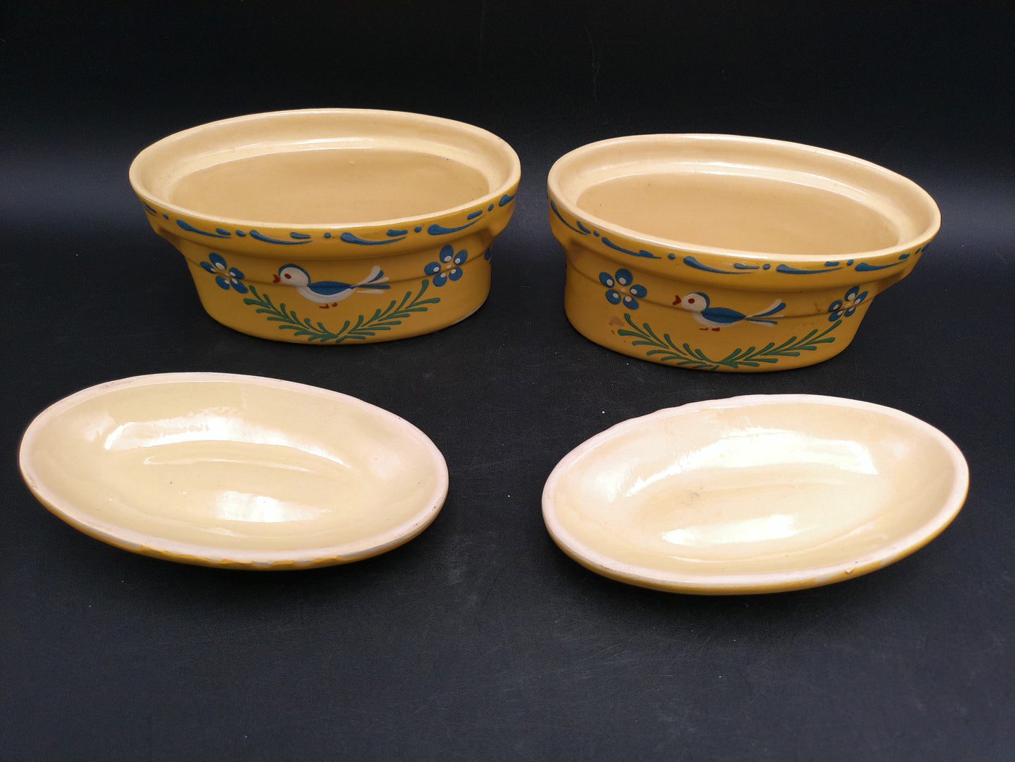 Oval Casserole Dish Set of 2 with Lids Marked on Bottom 00 Vintage