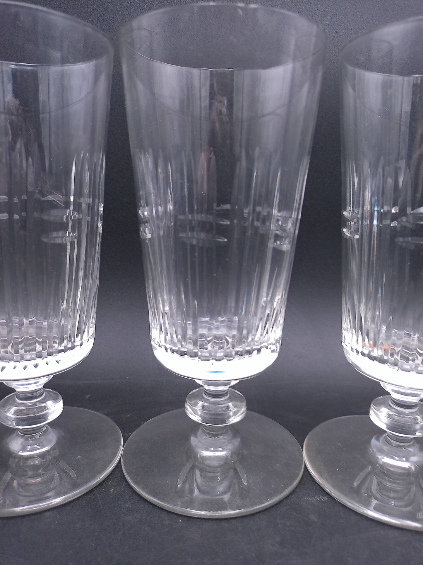 Glass Wafer Stem Water Goblet Set of 3 Beautiful Design Vintage