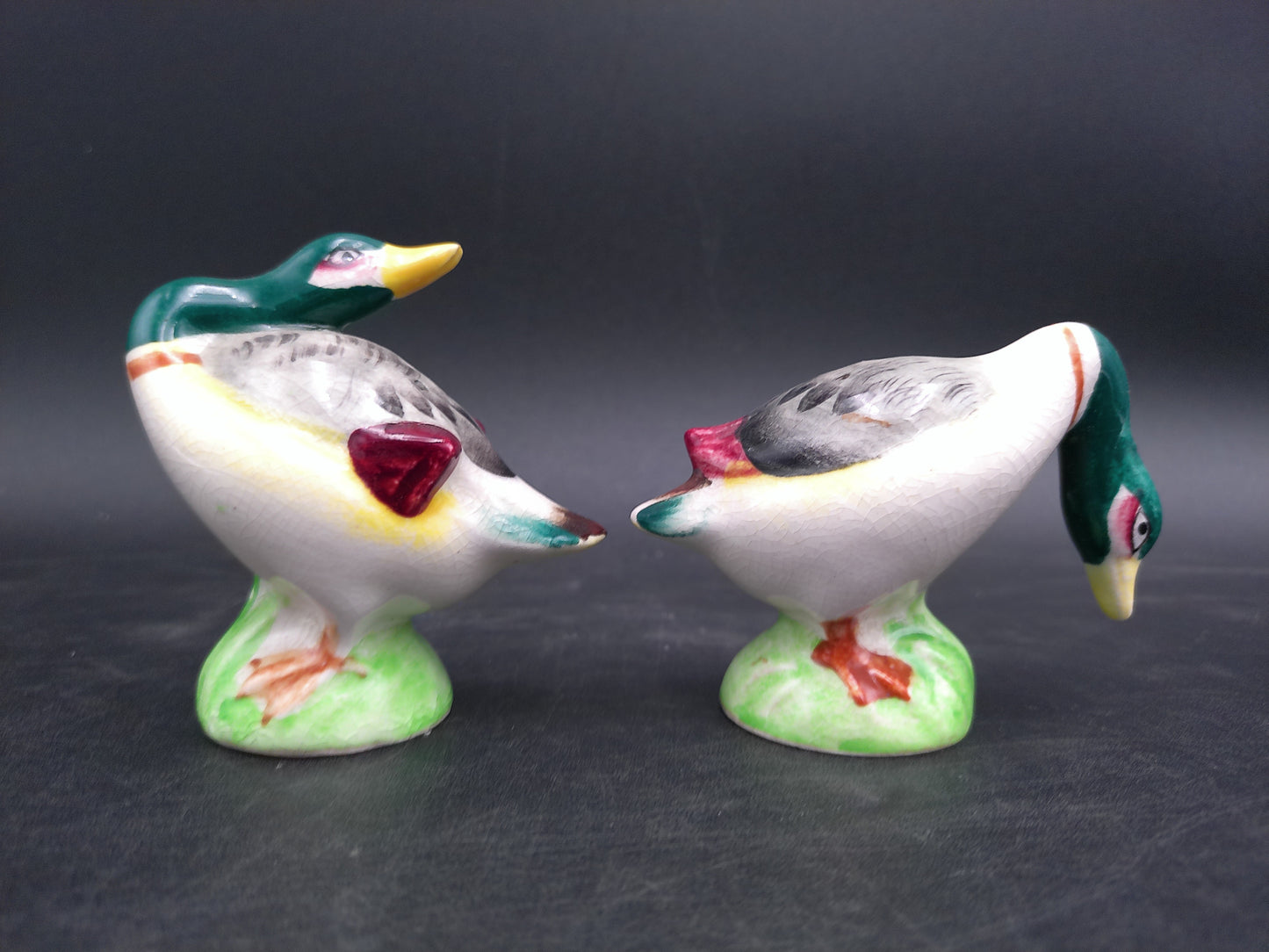 Salt and Pepper Shakers Geese Design Vintage Made in Japan