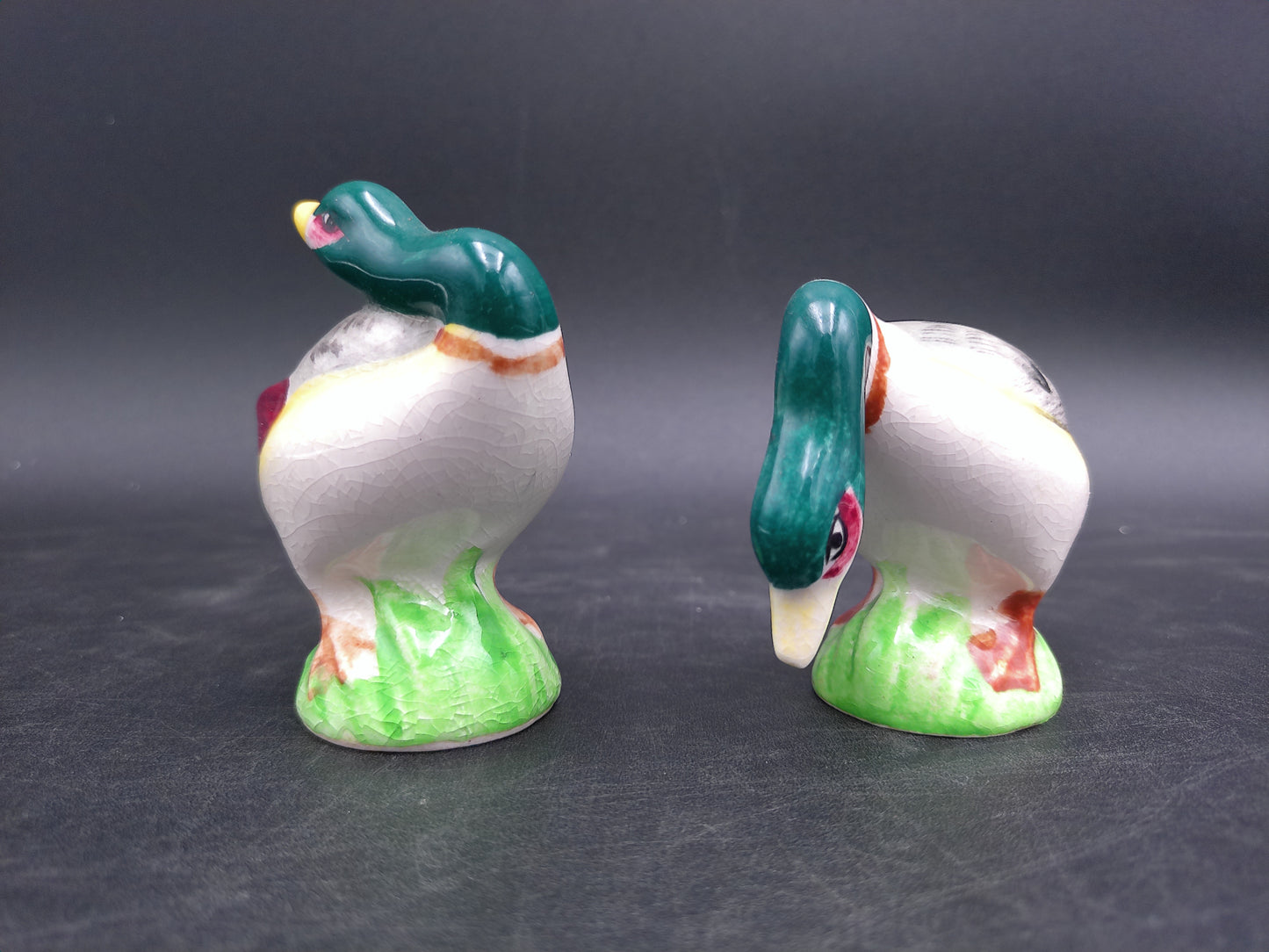 Salt and Pepper Shakers Geese Design Vintage Made in Japan