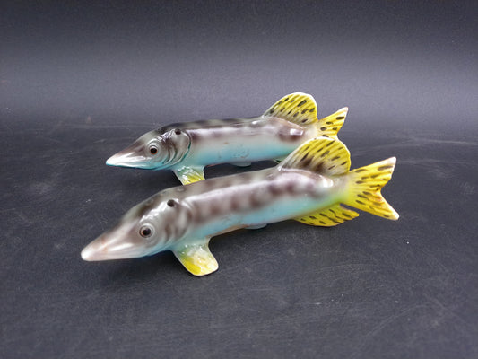 Salt and Pepper Shakers Muskellunge Muskie Fish Design Vintage