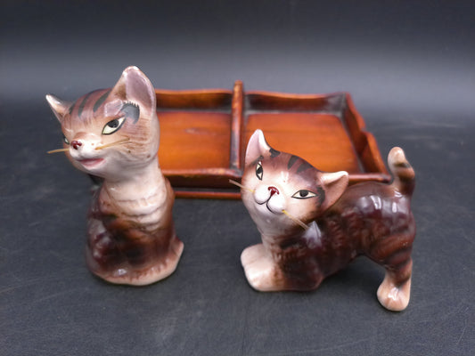 Salt and Pepper Shakers  Two Cute Cats with Tray Made in Japan Vintage