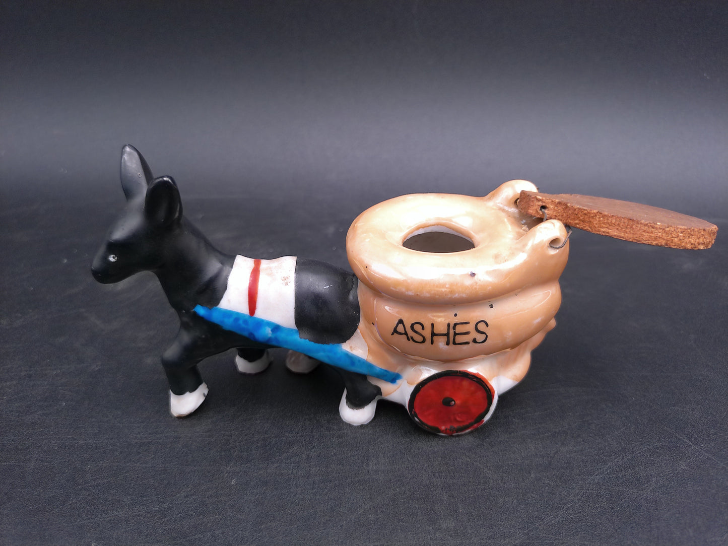Donkey Pulling a Toilet Cart Ashtray Ceramic Ashtray with Lid  Made in Japan
