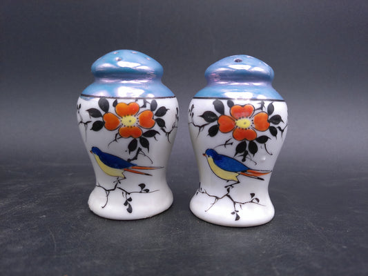 Salt and Pepper Shakers with Bluejay Bird Design Made in Japan Vintage