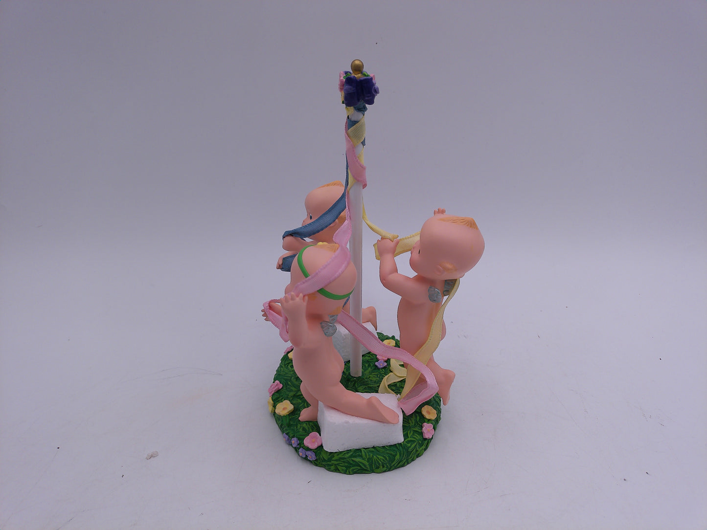 Kewpie The Danbury Mint "Ring Around The Maypole" Kewpie