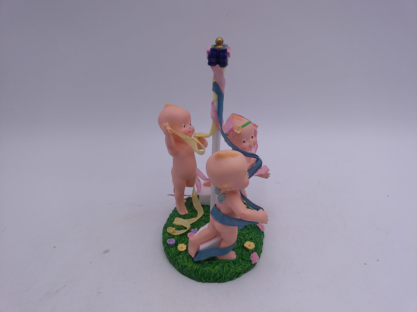 Kewpie The Danbury Mint "Ring Around The Maypole" Kewpie
