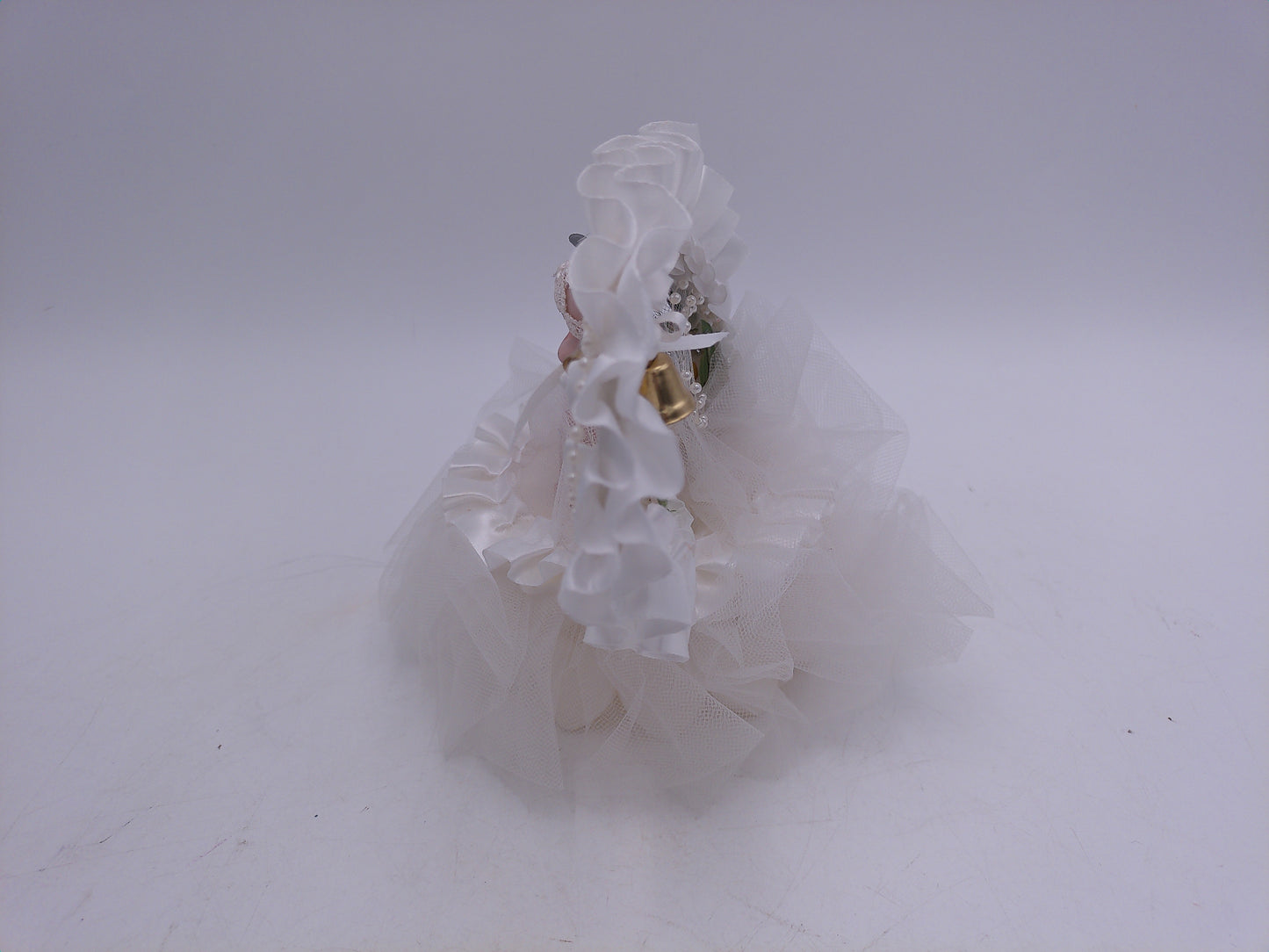 Kewpie Wedding Cake Topper Style Bride & Groom with Petals