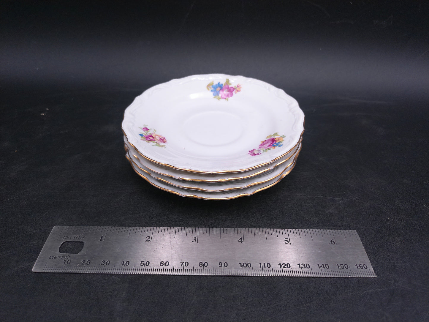 Walbrzych Made in Poland Porcelain Set of 4 Plates  Gold Rim Floral Design Vintage