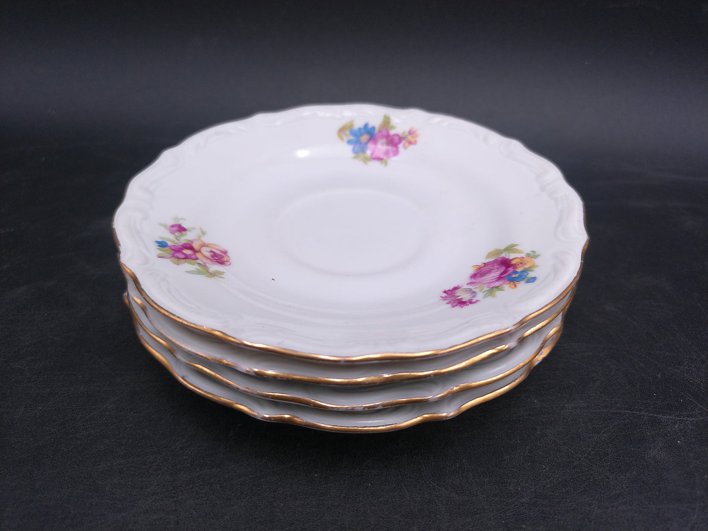 Walbrzych Made in Poland Porcelain Set of 4 Plates  Gold Rim Floral Design Vintage