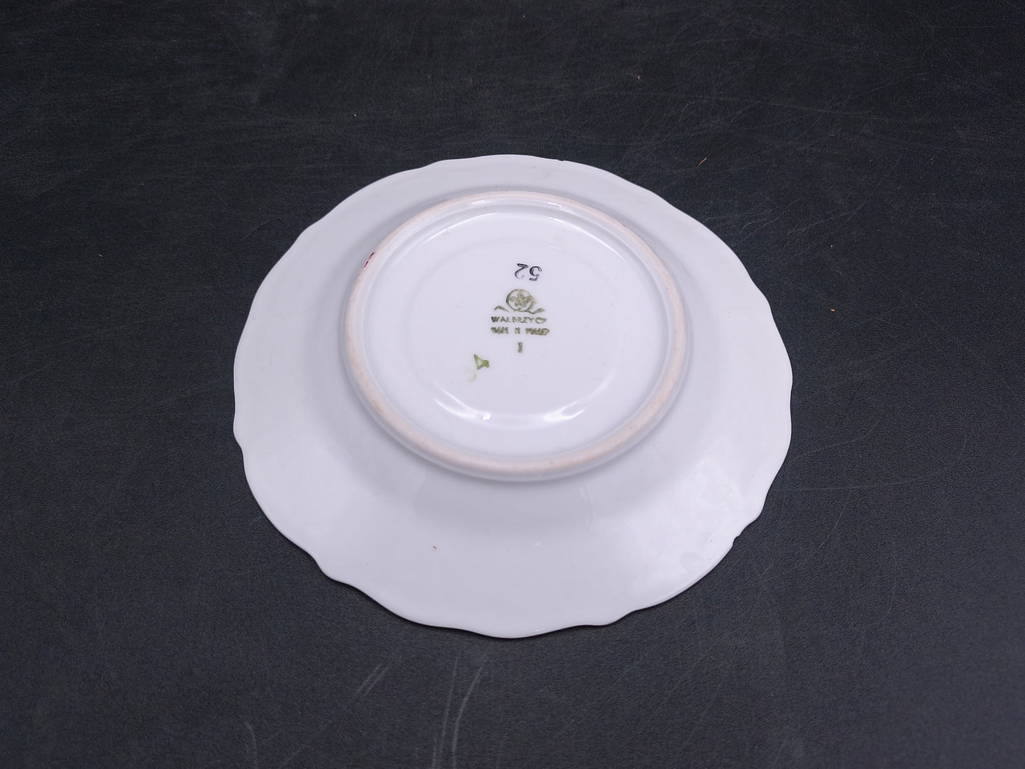 Walbrzych Made in Poland Porcelain Set of 4 Plates  Gold Rim Floral Design Vintage
