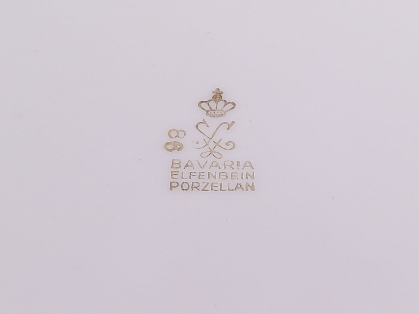 Gold Rings and Top Bavaria Elfenbein Porzellan Brand Bowl with Lid Made in Germany