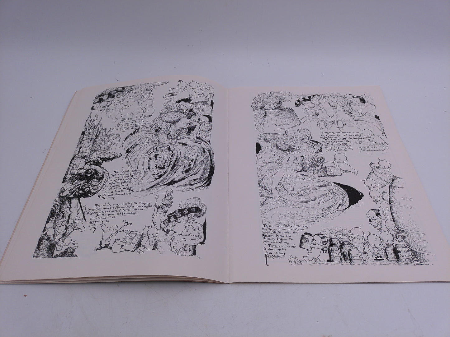 Kewpie 3 Books and Stories Kewpies and the Circus