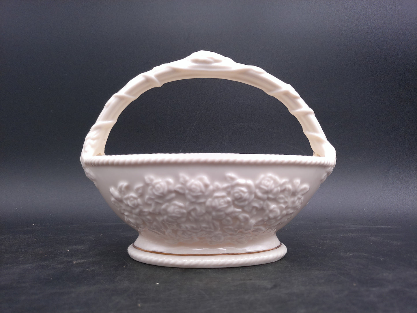 Lenox Basket with Handle Flower Design 2 Gold Rims