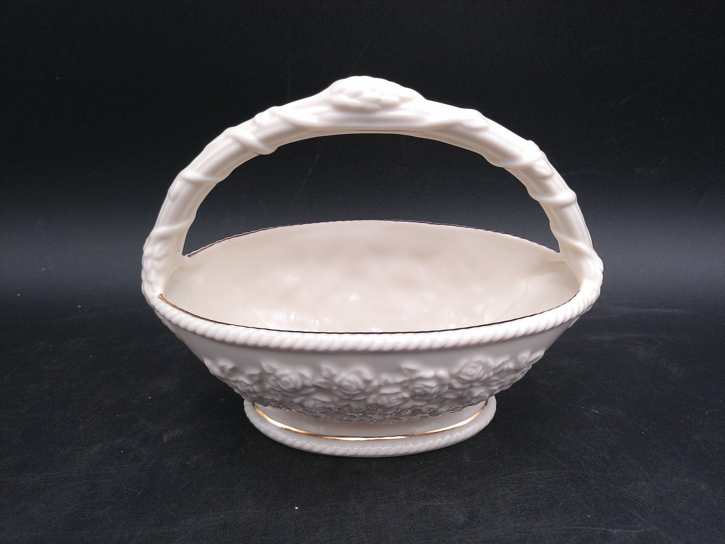 Lenox Basket with Handle Flower Design 2 Gold Rims