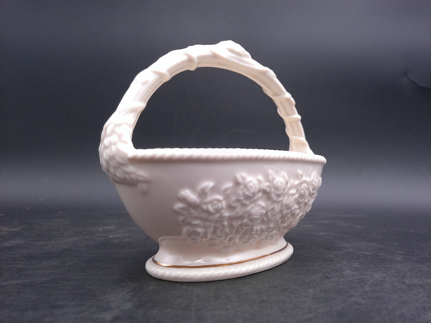 Lenox Basket with Handle Flower Design 2 Gold Rims