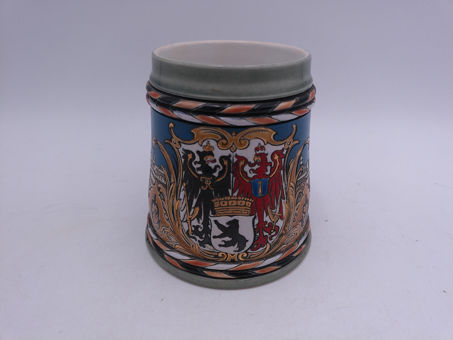 Beer Stein Mettlach .5L Lidded Beer Stein "Shield Of Berlin" #2024 Germany Rare