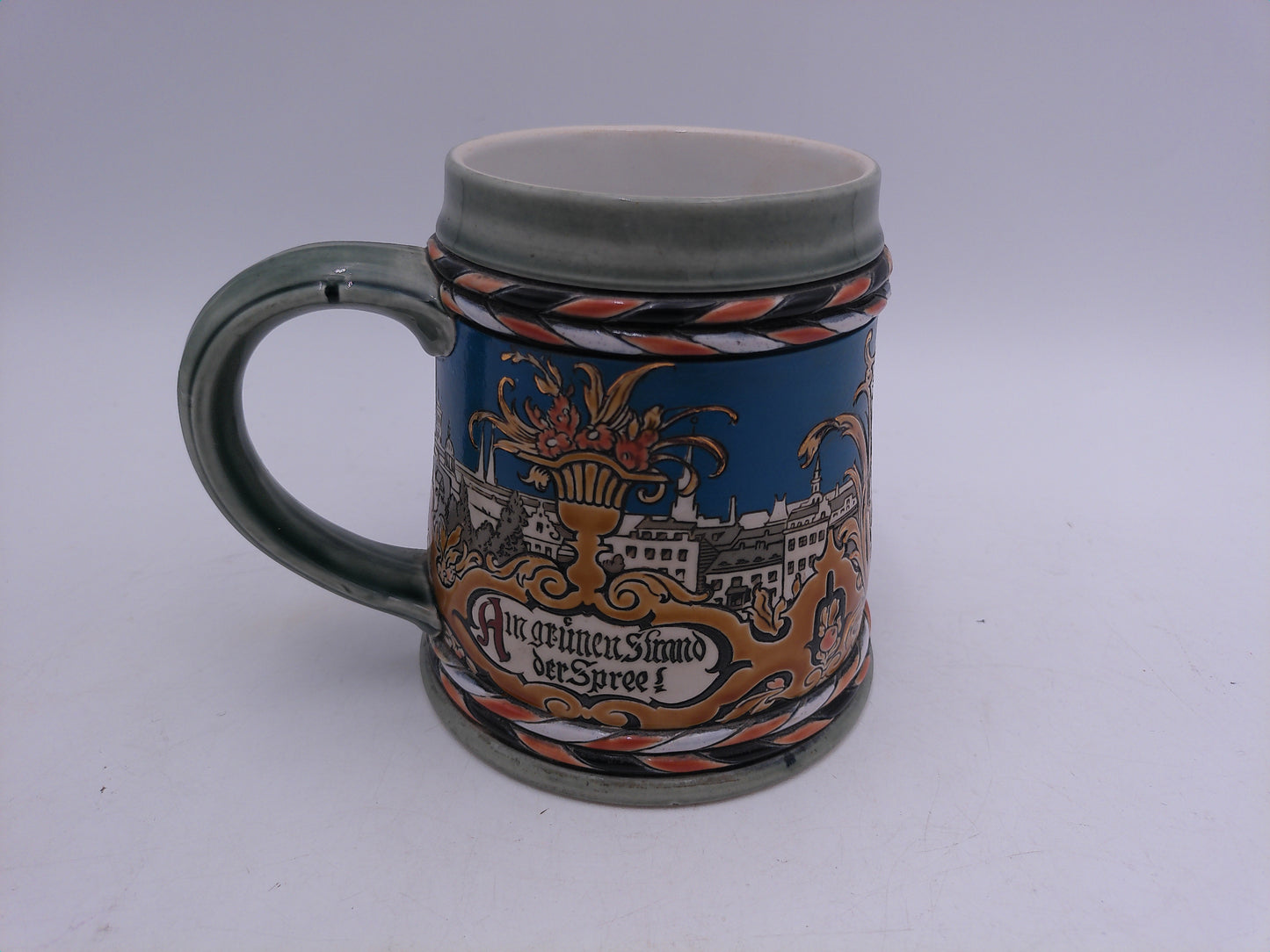 Beer Stein Mettlach .5L Lidded Beer Stein "Shield Of Berlin" #2024 Germany Rare