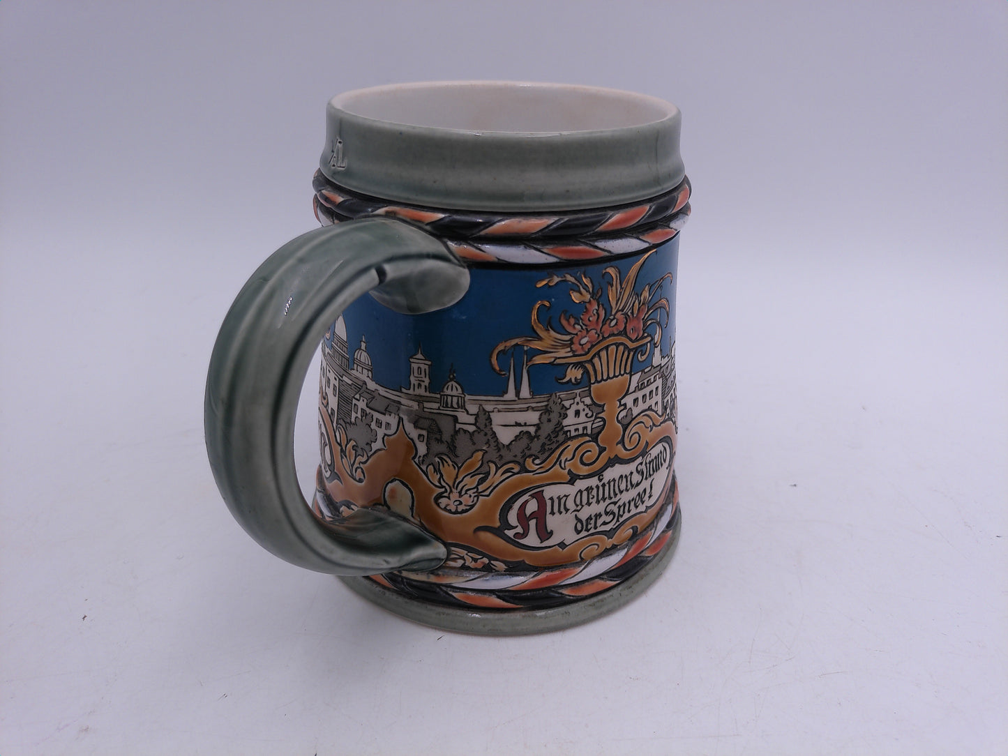 Beer Stein Mettlach .5L Lidded Beer Stein "Shield Of Berlin" #2024 Germany Rare