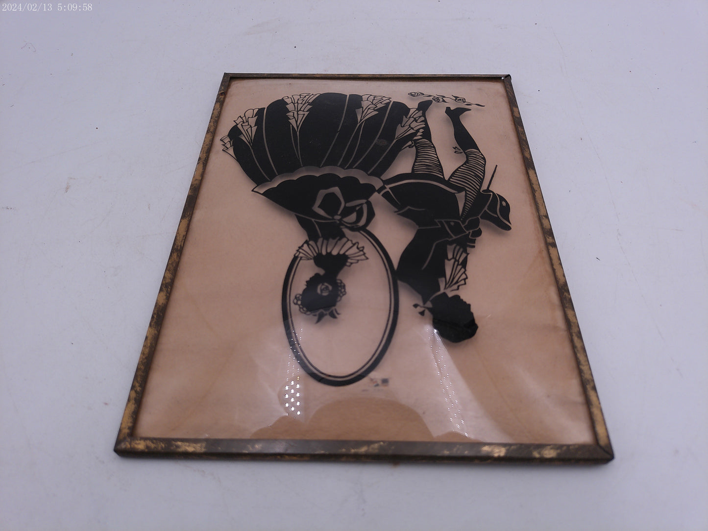 Glass Convex Silhouette Framed Picture Couple Back to Back  Metal  Frame  B120