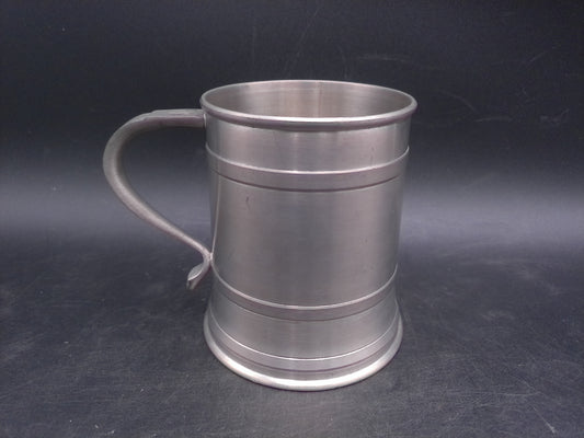 Bow Cast Pewter Made in England Beer Mug 1L