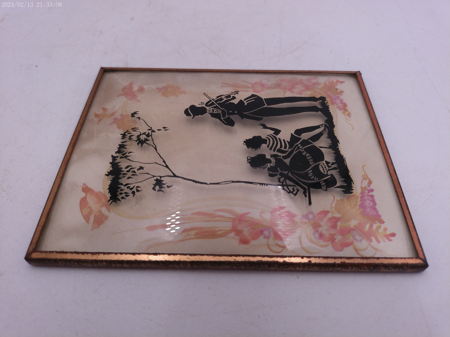 Glass Convex Silhouette Framed Picture Man Playing Violin B221