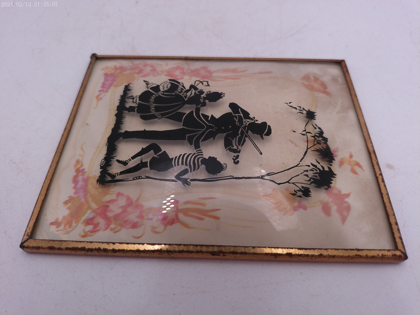 Glass Convex Silhouette Framed Picture Children Dancing  B222