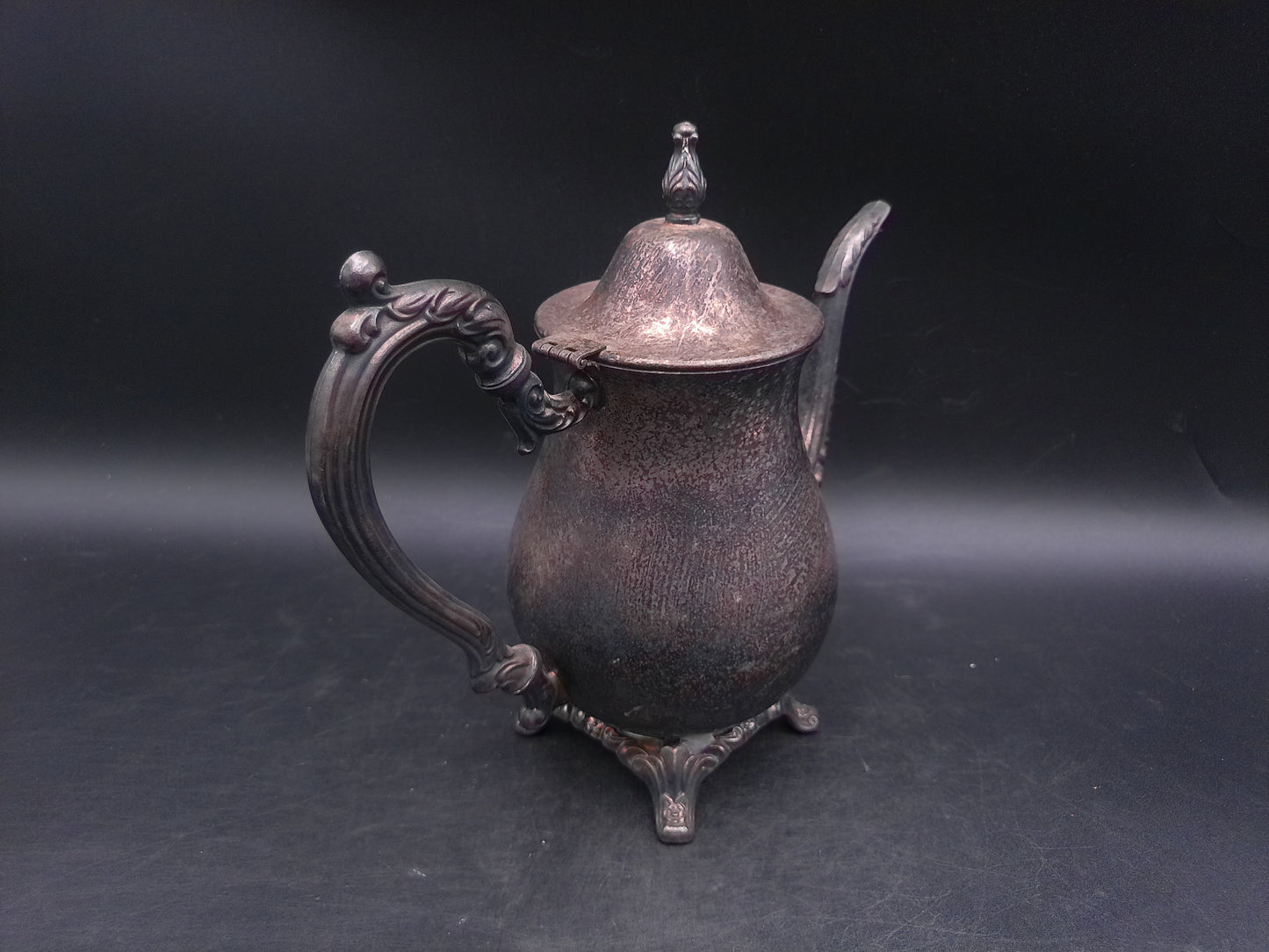 Oneida Teapot  Dragon Handle and Spout  Silver Plated Vintage