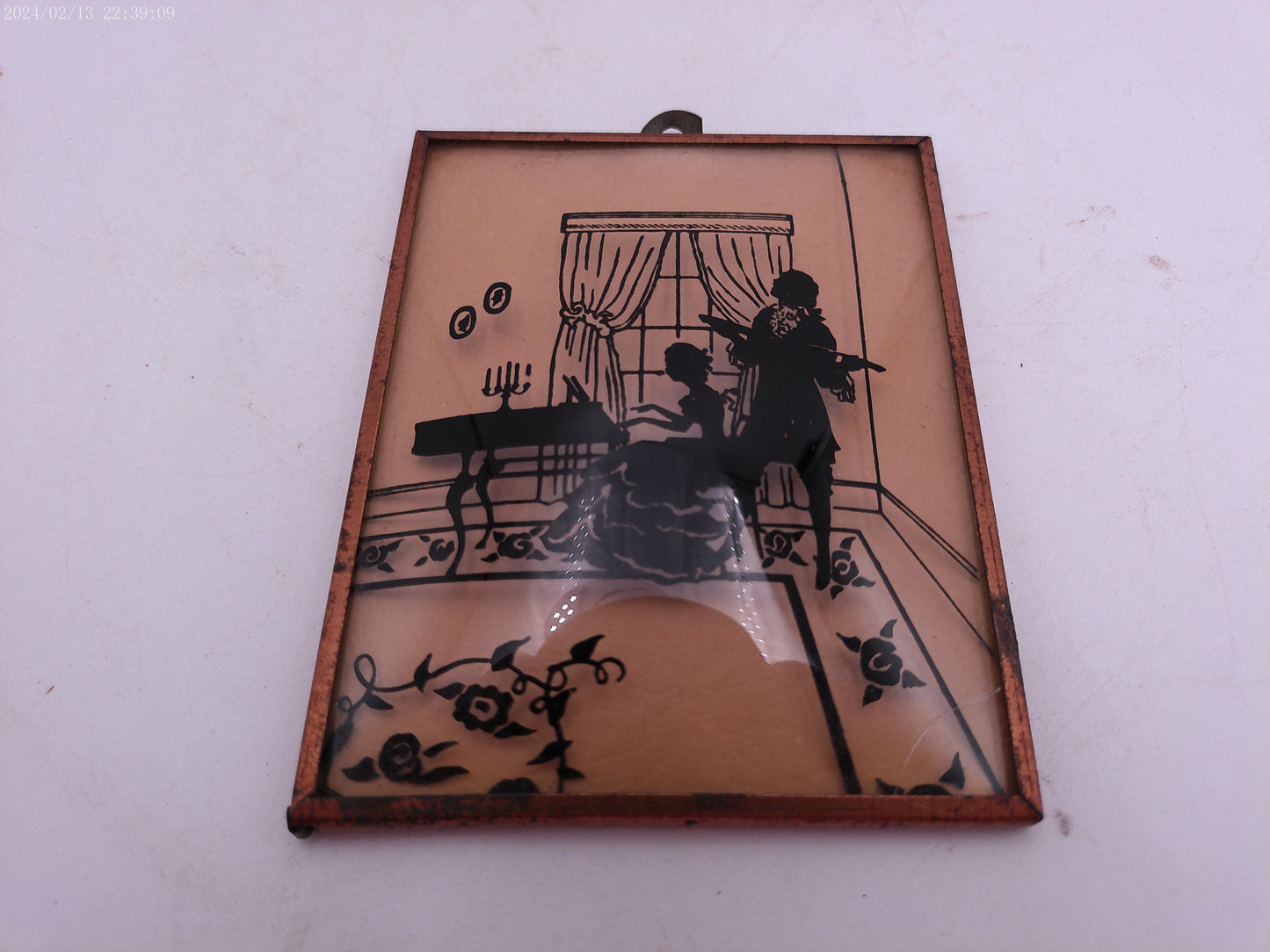 Glass Convex Silhouette Framed Picture Couple By Piano B42