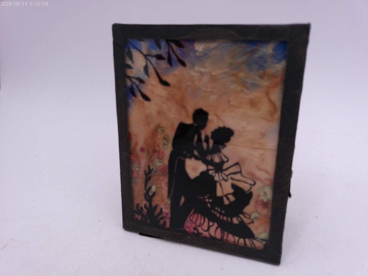 Glass Convex Silhouette Framed Picture Couple Dancing in the Sun  B416